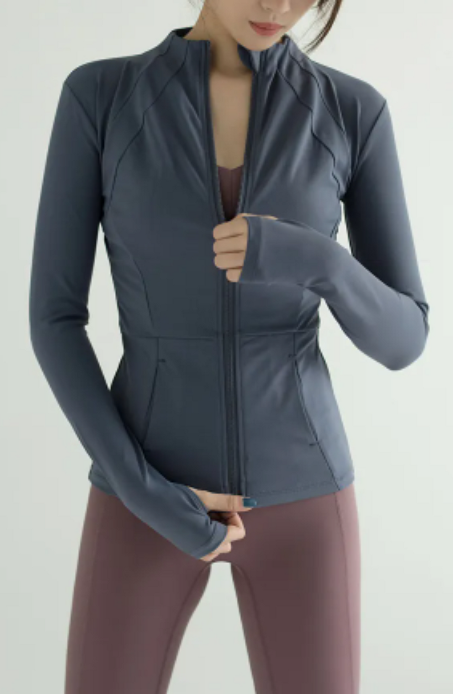 Slim Fit Sportjacke mit Reißverschluss