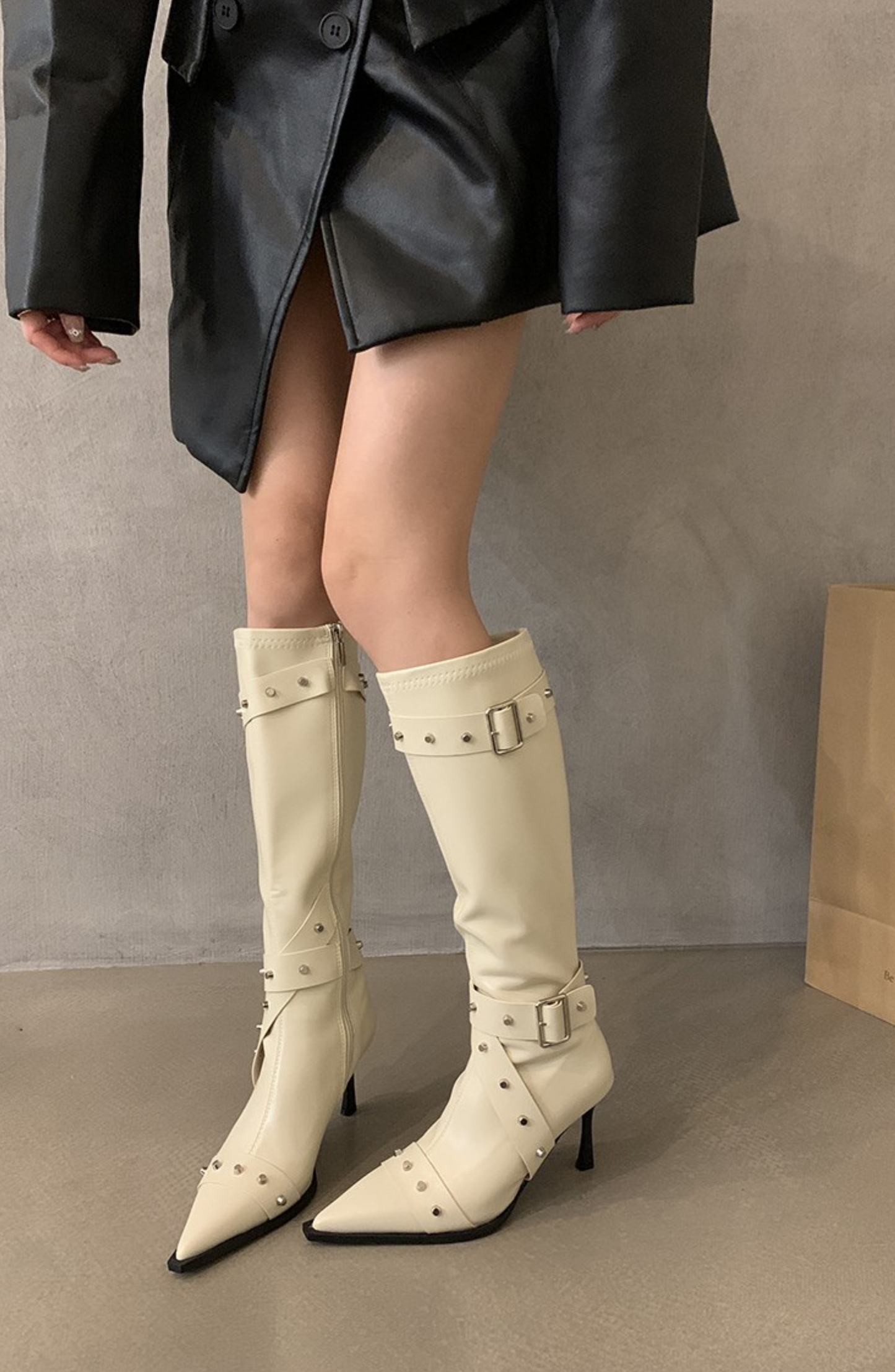 Chic Pointed Toe High Heel Boots