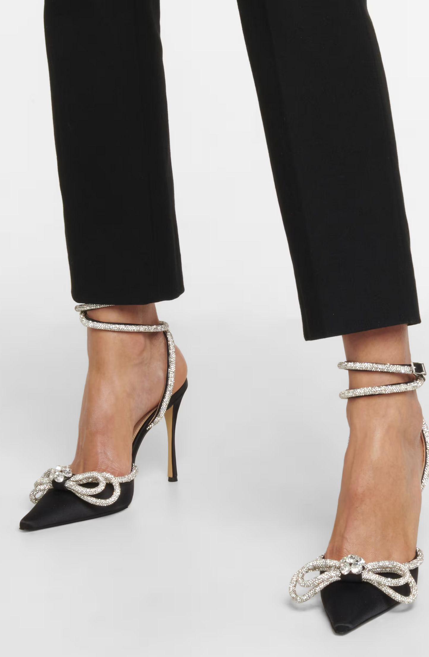 Butterfly-Knot Crystal Heels