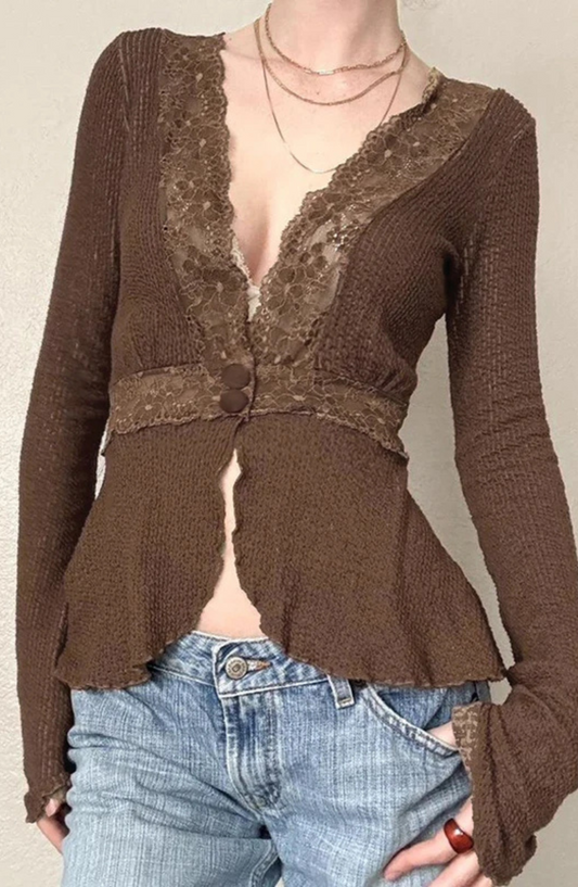 Haut court vintage à col en V et dentelle cousue